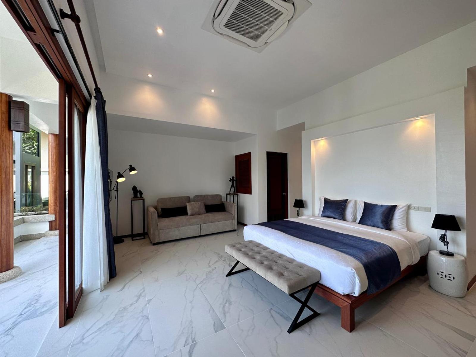 Vila Beautiful 4 Bedroom For Rent In Surin Hill Phuket