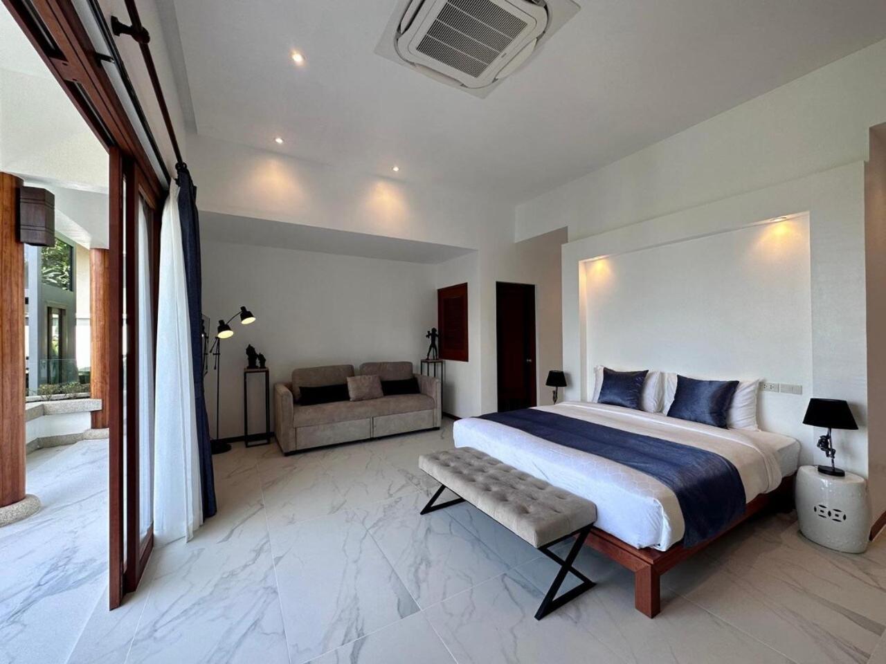 Beautiful 4 Bedroom For Rent In Surin Hill Phuket