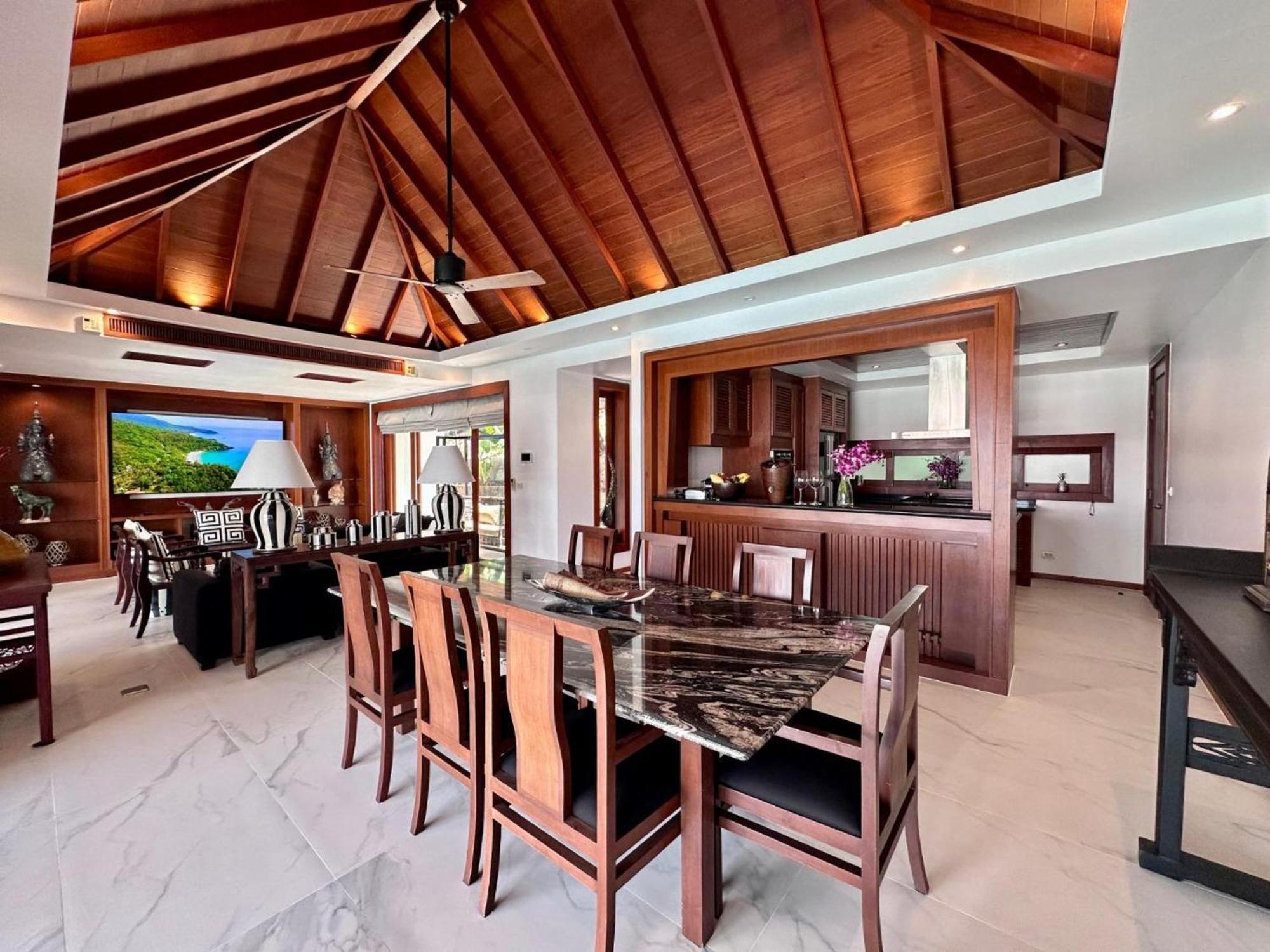 Vila Beautiful 4 Bedroom For Rent In Surin Hill *