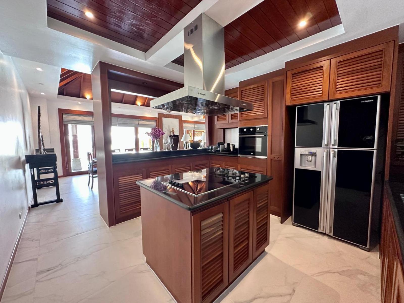 Beautiful 4 Bedroom For Rent In Surin Hill Villa Phuket
