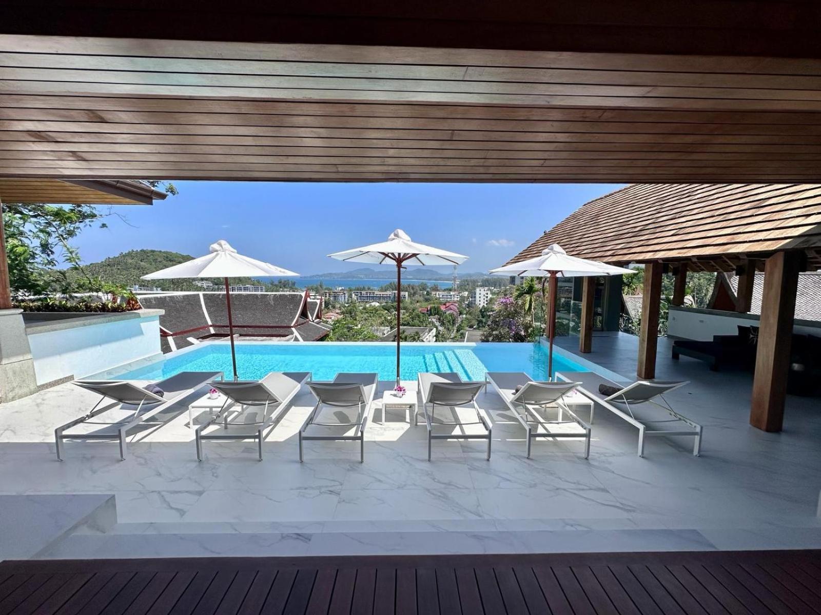 Villa Beautiful 4 Bedroom For Rent In Surin Hill *